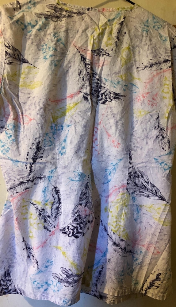 DICKIES SCRUB TOP - Picture 2 of 5